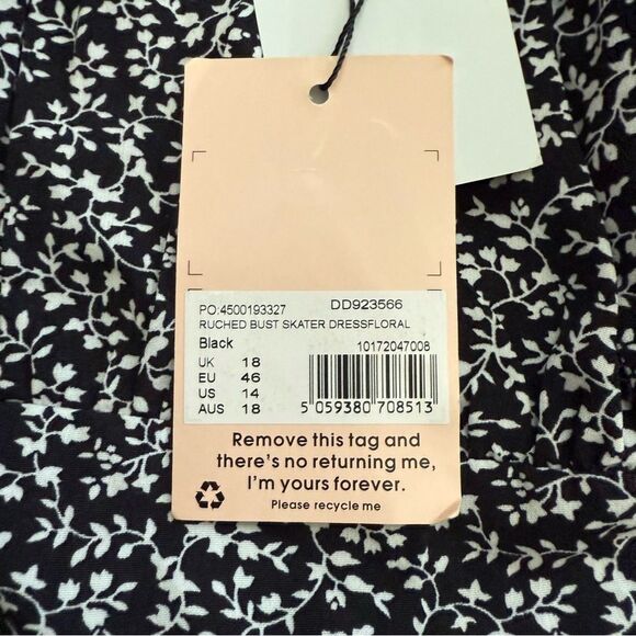 Missguided Floral Ruched Bust Skater Dress Puff Sleeve Plus Size 14 Black White - Picture 6 of 10